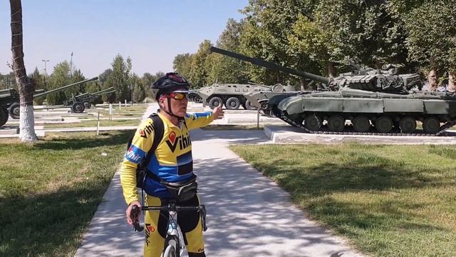 Навои  красивейшие и достопримечательные места города.
