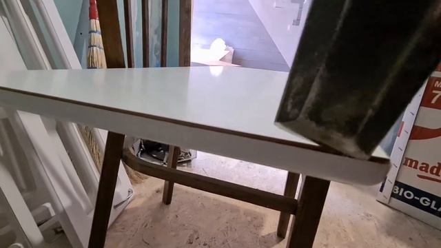 Как обновить фасады кухни, если пленка отваливается? Покраска фасадов старой кухни