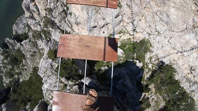 Лестница Ай-Петри в Крыму смотреть онлайн