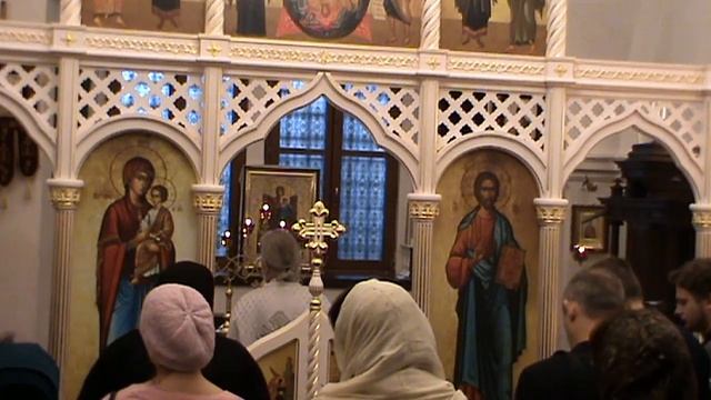 Храм новомучеников и исповедников Российских в Усти-над-Лабем с новым иконостасом - первая Литургия смотреть онлайн