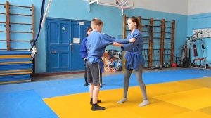 Самбо. Выведение из равновесия для задней подножки