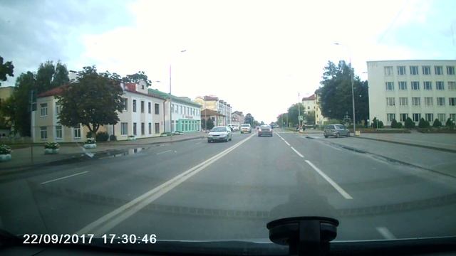 Выезд на ул.Ленина от 3-ей школы и доезд до зубной. г.Ивацевичи смотреть онлайн