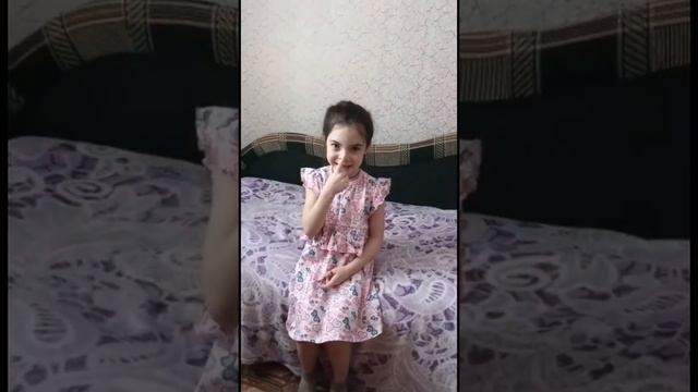 Стихотворение на Коми языке "Кань ". Старшая группа "Пчелка". Читает Юлия смотреть онлайн