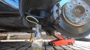 BMW E87 Brake Fluid Change