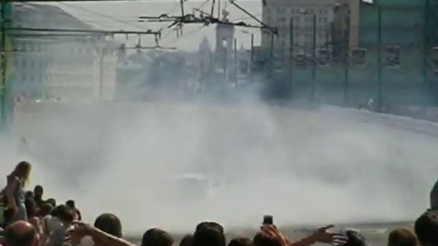 Ситроен жгёт резину (Moscow City Racing 2011) смотреть онлайн