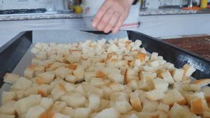 Гороховый суп с сухариками обалденный и вкусный рецепт.