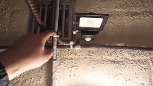 Установка Led лампы с датчиком движения