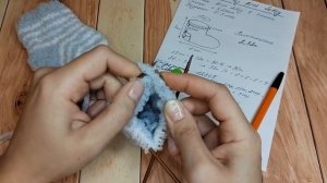 Плюшевые носочки для малышей из Alize Softy спицами. Подробный МК без привязки к плотности и размер