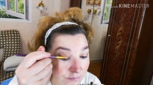 Лёгкий, дневной, возрастной макияж.