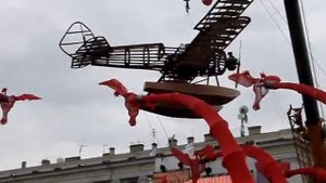 Полёт самолёта-этажерки.
