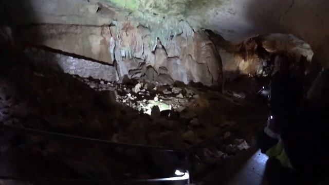 Белорусы в Крыму. Экскурсия в пещеры Мраморная и Эмине-Баир-Хосар, на водопад Джур-джур смотреть онлайн