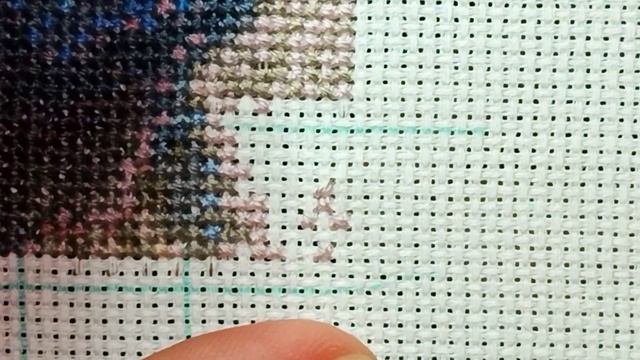 Процесс вышивки крестом?//Cross-stitch