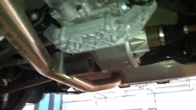 Range Rover Evoque (Эвок) - вид снизу, защита