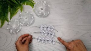 ПОПУЛЯРНАЯ школьная модель из органзы ? Нарядные белые бантики на линейку МК канзаши