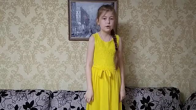 Стихи о маме читает Молькова Дарина