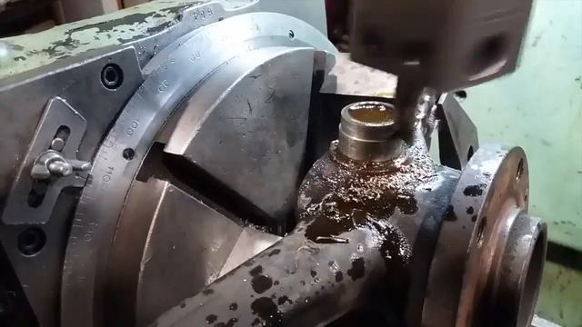 Ремонт поворотного кулака автомобиля Peugeot 407 смотреть онлайн