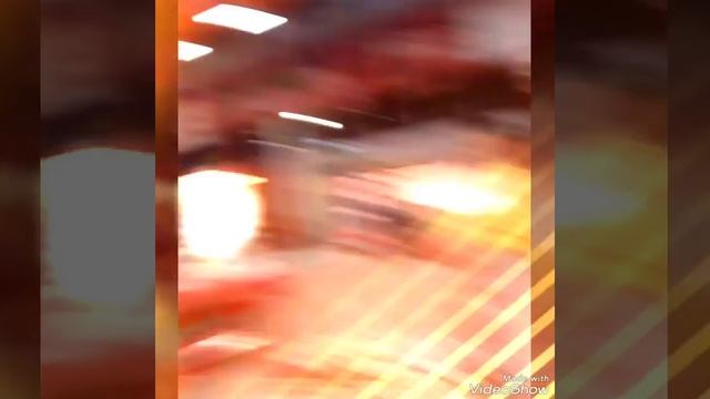 Брови в разлёт,ветренная чёлка, пламень и лёд,ты моя девчонка смотреть онлайн