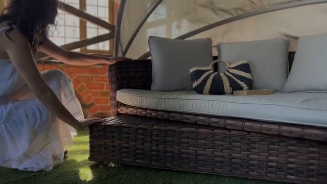 Violetta коричневая плетеная шезлонг из искусственного ротанга от интернет-магазина Карусель Удачи смотреть онлайн