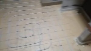 Водяной теплый пол / раскатка теплых полов из металлопласта в частном доме