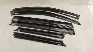 Дефлекторы 6 шт. черные с лого для Changan CS75plus