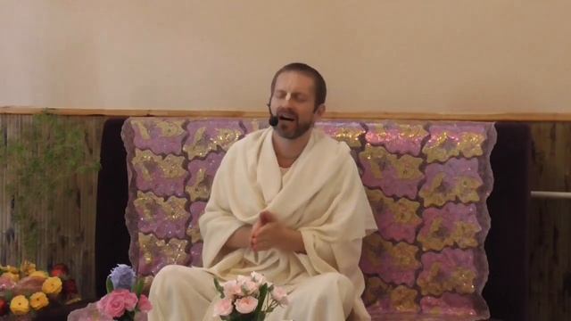 Шри Прем Прайоджан Прабху! Гауранга болите хабе ! Москва 22 05 2016 смотреть онлайн