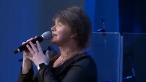 Душа от боли в  жизни истамилась. Зоя Главацкая.