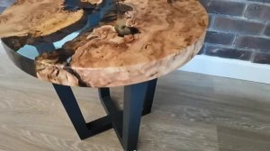 Журнальный стол река из слэба капового карагача