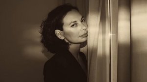 Michelle Gurevich - Love From A Distance 2020