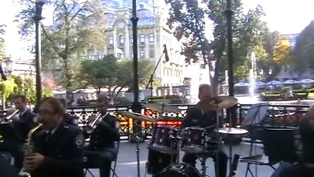 оркестр МВД Одесса Earth Wind & Fire смотреть онлайн