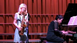 12. А. Браю - «Карусель». Исп. Альмова Дисана, конц. Вартанова Е.Г.