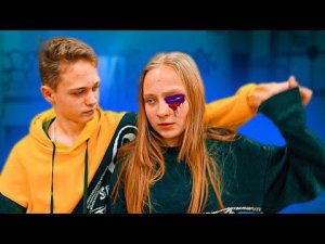 НИКИТА ИЗБИЛ ВИОЛЕТТУ!! Бьёт значит любит? (Крутые детки) Cool Kids