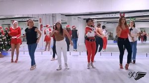 ?BACHATA LADY STYLE | FELIZ NAVIDAD DESDE MADRID⛄