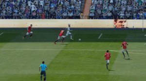FIFA 15 Чичарито вторым касанием забивает
