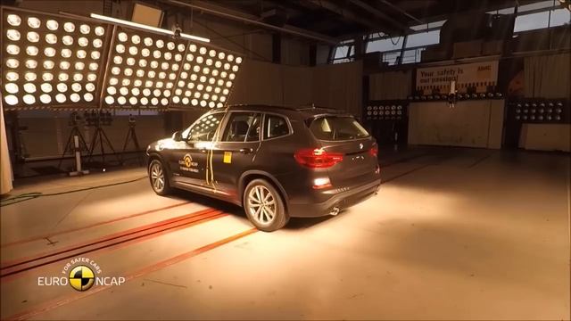 2018 BMW X3 Crash Test & Rating смотреть онлайн