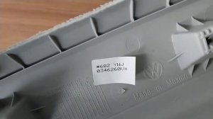 Обшивка левая передней стойки крыши VW Jetta 6 5C6867233C