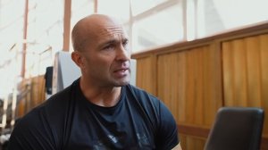 ФЕДОРОВ УЧИТ ТРЕНИРОВАТЬ НОГИ