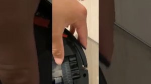 Заклинивание края устройства у робота пылесоса 360 Robot vacuum cleaner c50-1. Решение проблемы