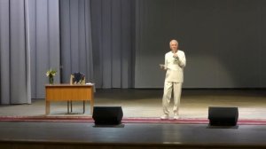 Александр Хакимов -  Нужно ли совмещать мантры и молитвы?