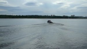 Афалина-380-Б под мотором 10 л.с. видео3