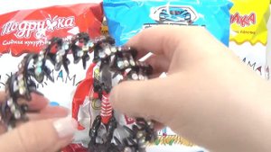 СЮРПРИЗЫ-ИГРУШКИ В КУКУРУЗНЫХ ПАЛОЧКАХ "ВКУСНОМАМА"!!