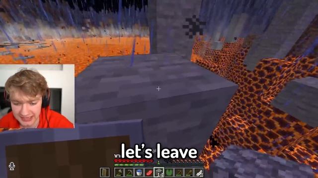 100 Minecraft YouTubers VS Natural Disasters! смотреть онлайн