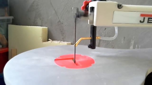 Работа лобзика Jet jss-16 на различных оборотах смотреть онлайн