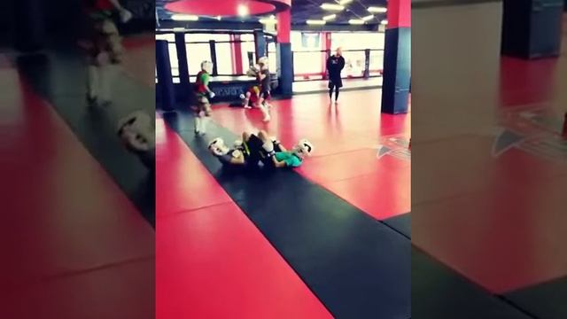 Бойцовский клуб «LIDER» смотреть онлайн