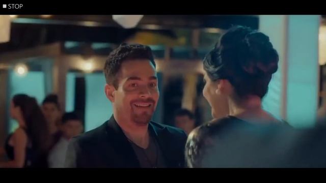 Escena (no manches Frida 2) Zequi intenta darle celos a Lucy bailando con otra. смотреть онлайн