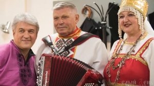 Поёт ВАЛЕРИЙ СЁМИН. "Гармонь-Гармошечка"