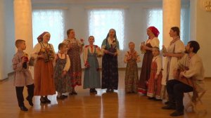 Фольклорный ансамбль  Коляды ,  Ходила чечетка