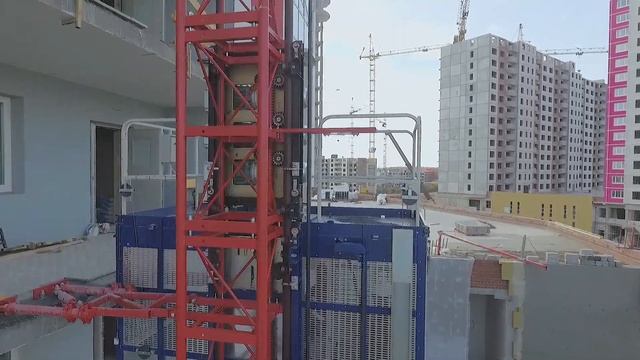 Грузопассажирский подъемник SC200