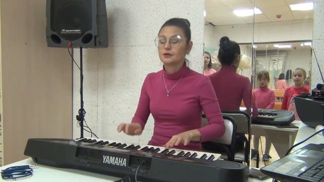 Вокал. Упражнения на дыхание. Распевка. Учим петь малышей. смотреть онлайн