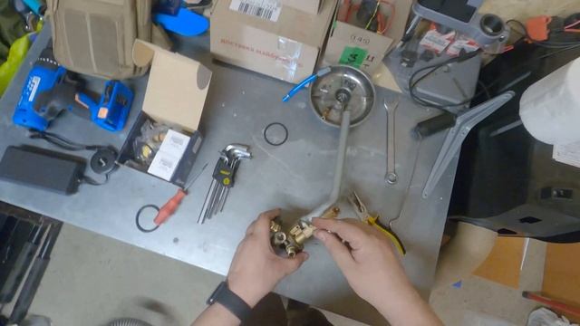 Разборка мультиклапана ГБО. Определение причин недостаточного объема заправки. смотреть онлайн