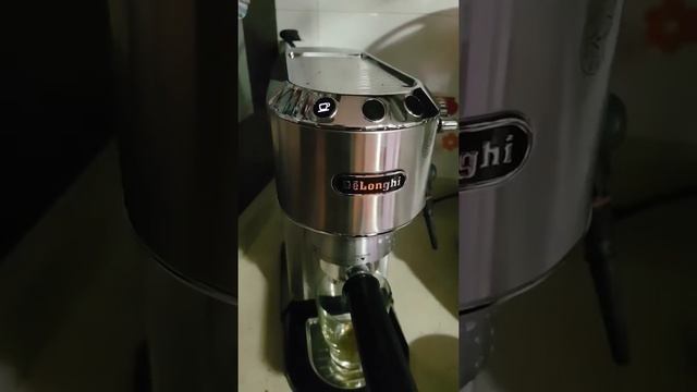 Delonghi dedica no sale café